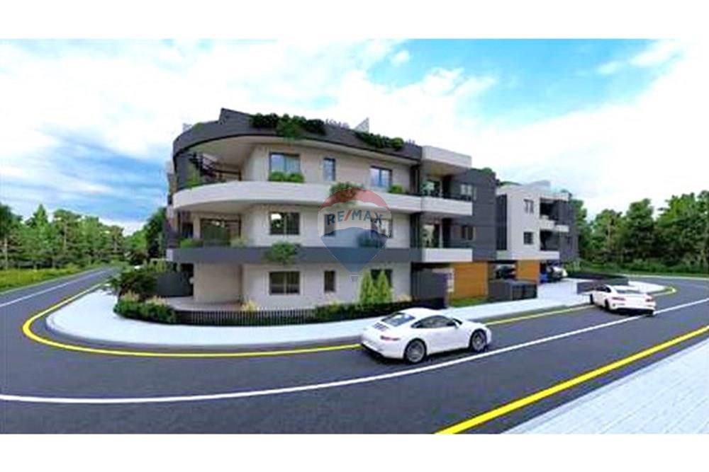 1-Bed Apartment Roof Garden, Pool, Livadia, Livadia