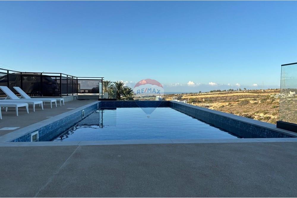 Two-Bedroom Penthouse in Agia Fylaxi – pohled 4