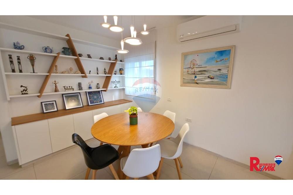 Apartment for Sale in Holon - Image 3