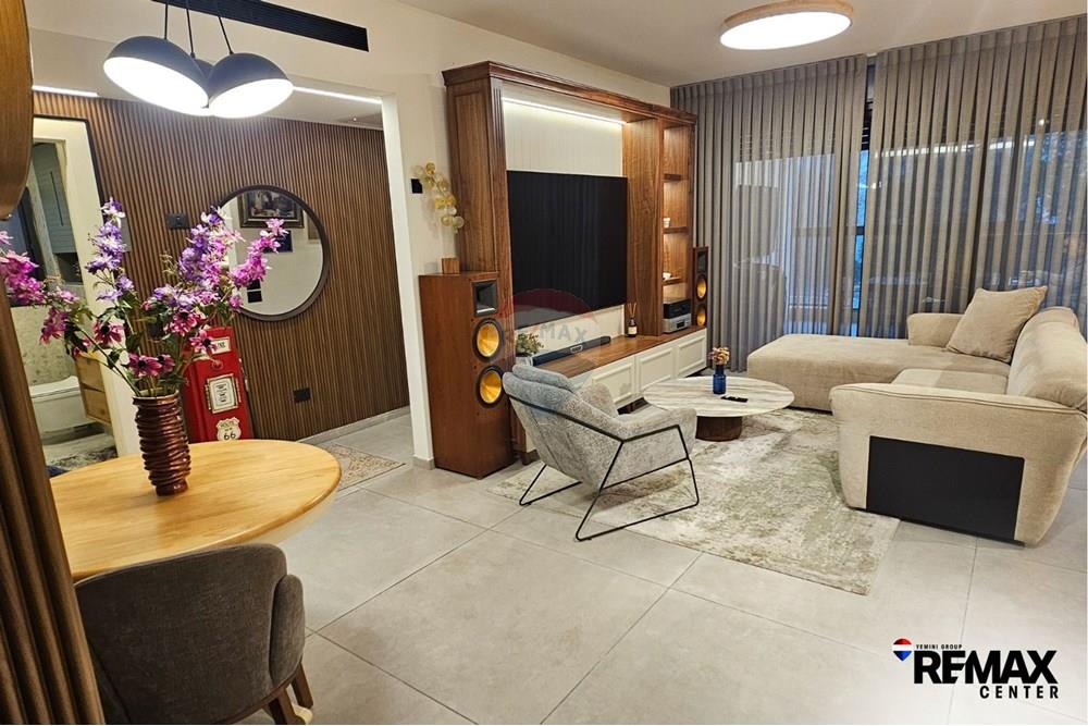 Apartment for Sale in Holon - Image 7