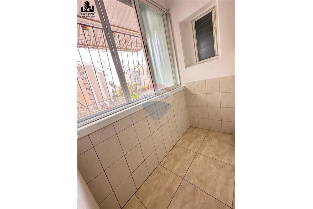 Apartment for Sale in Tel Aviv - Image 7