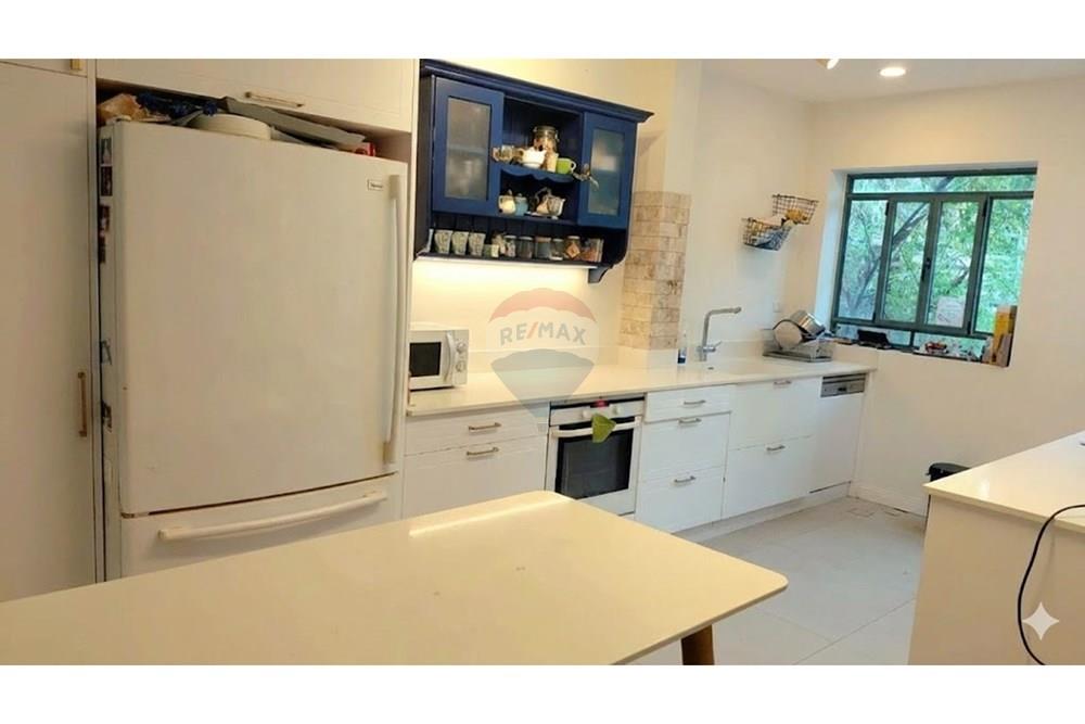 Apartment for Sale in לפיד - Image 4