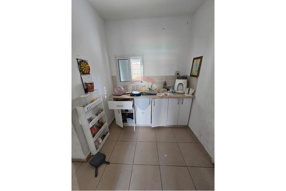 Apartment for Sale in Bat Yam - Image 2