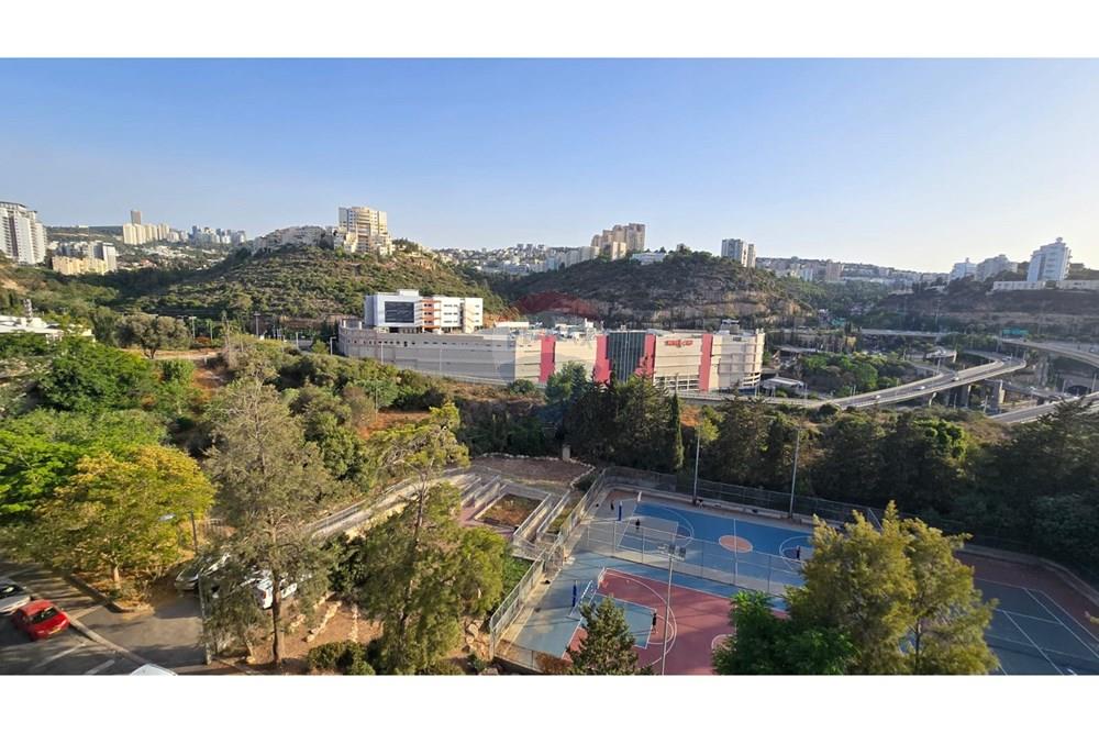 Apartment for Sale in Haifa - Image 2