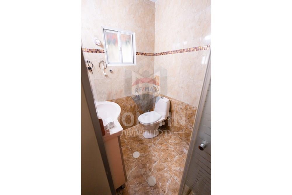 Apartment for Sale in Ashdod - Image 6