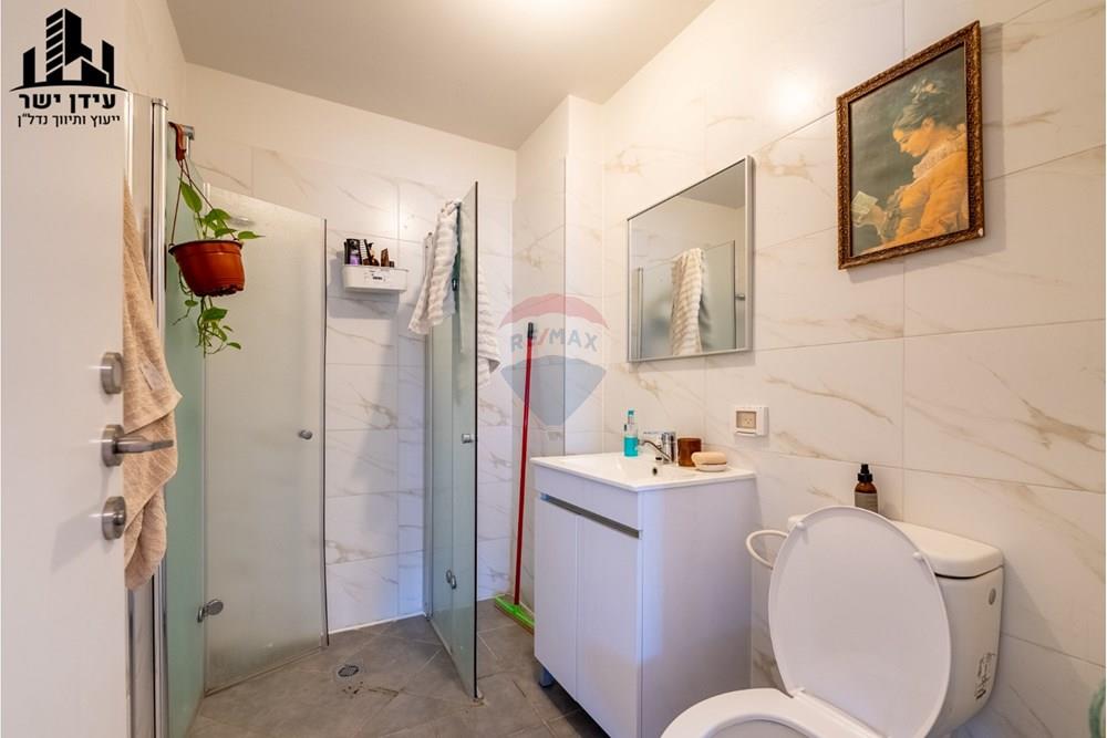 Apartment for Sale in Tel Aviv - Image 7