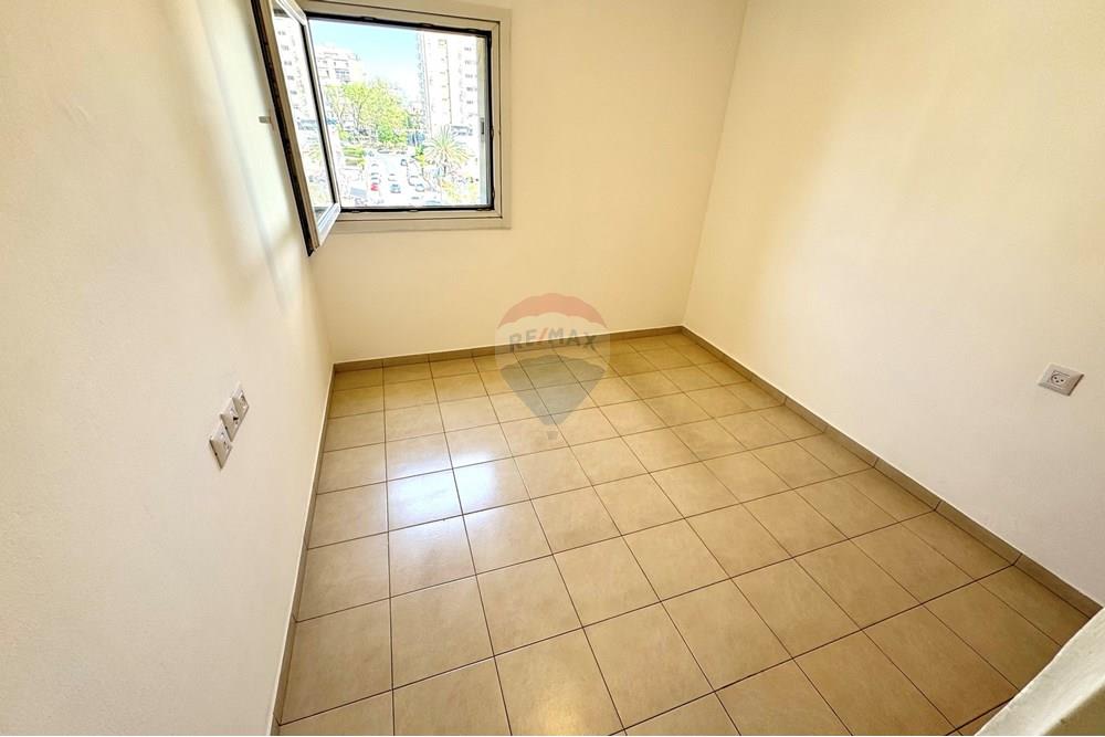 Apartment for Sale in Ramat Gan - Image 7