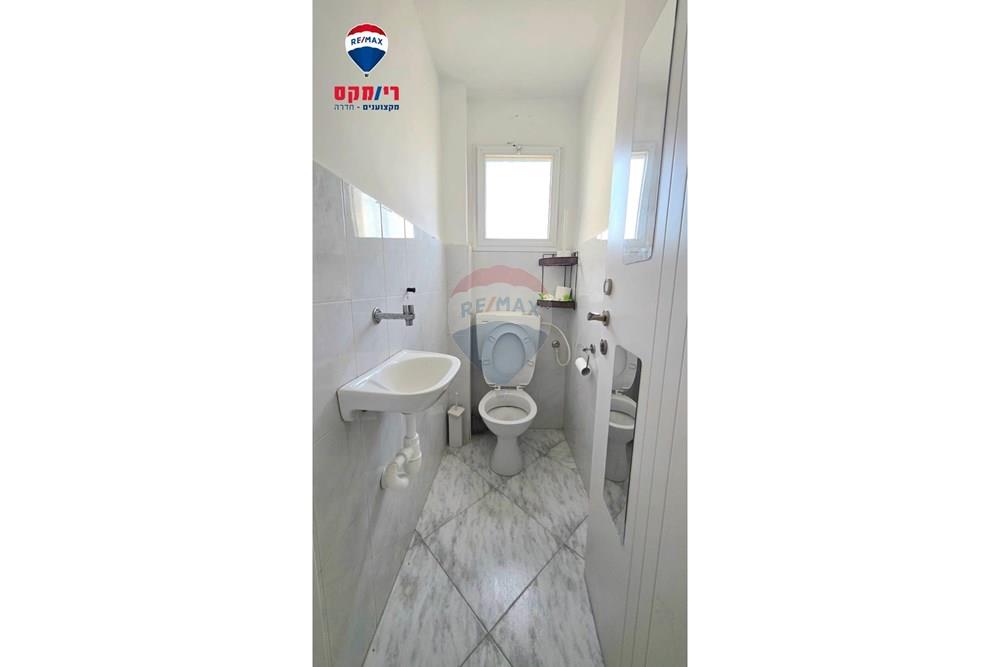 Apartment for Sale in Hadera - Image 5