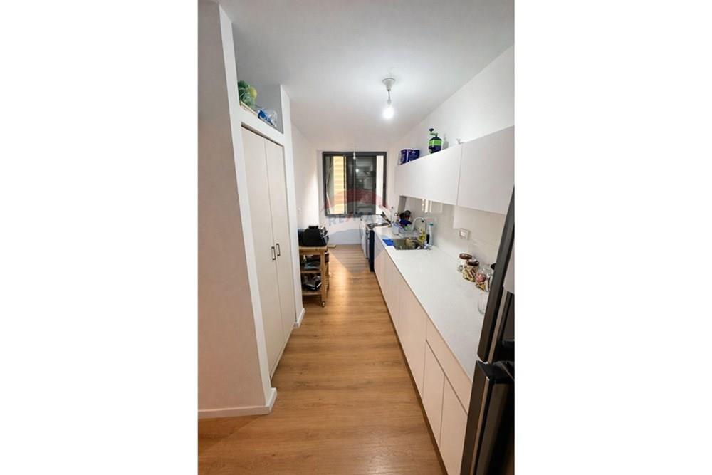Apartment for Sale in Givat Shmuel - Image 6