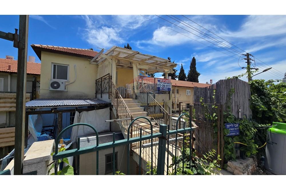 Apartment for Sale in Safed - Image 1