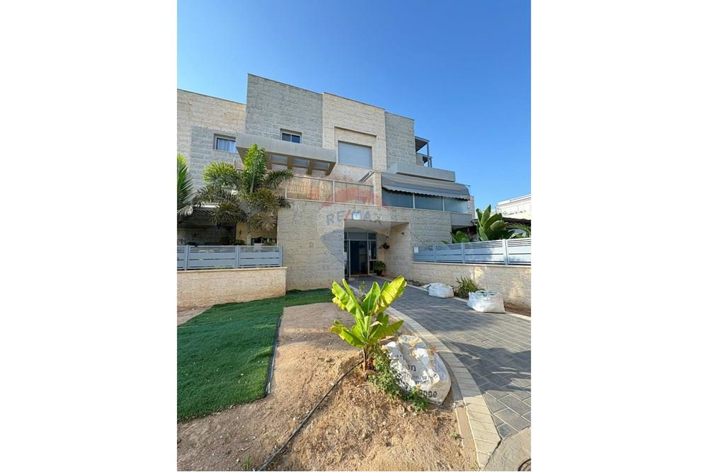 Apartment for Sale in Ofakim - Image 2