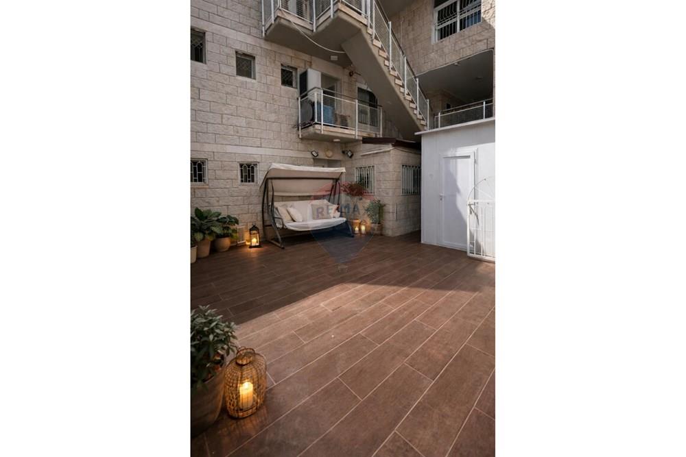 Apartment for Sale in Jerusalem - Image 6