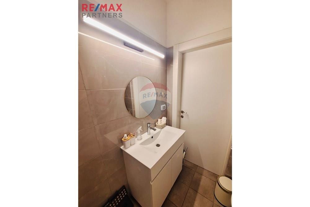Apartment for Sale in ראש העין - Image 7