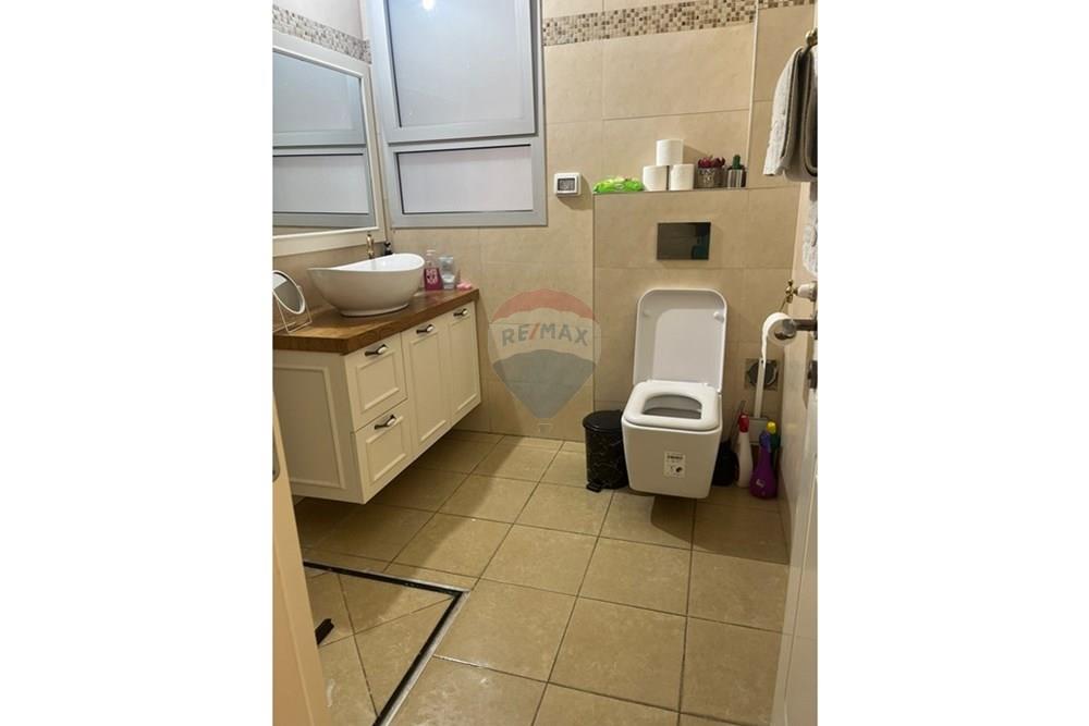 Apartment for Sale in Ashkelon - Image 5