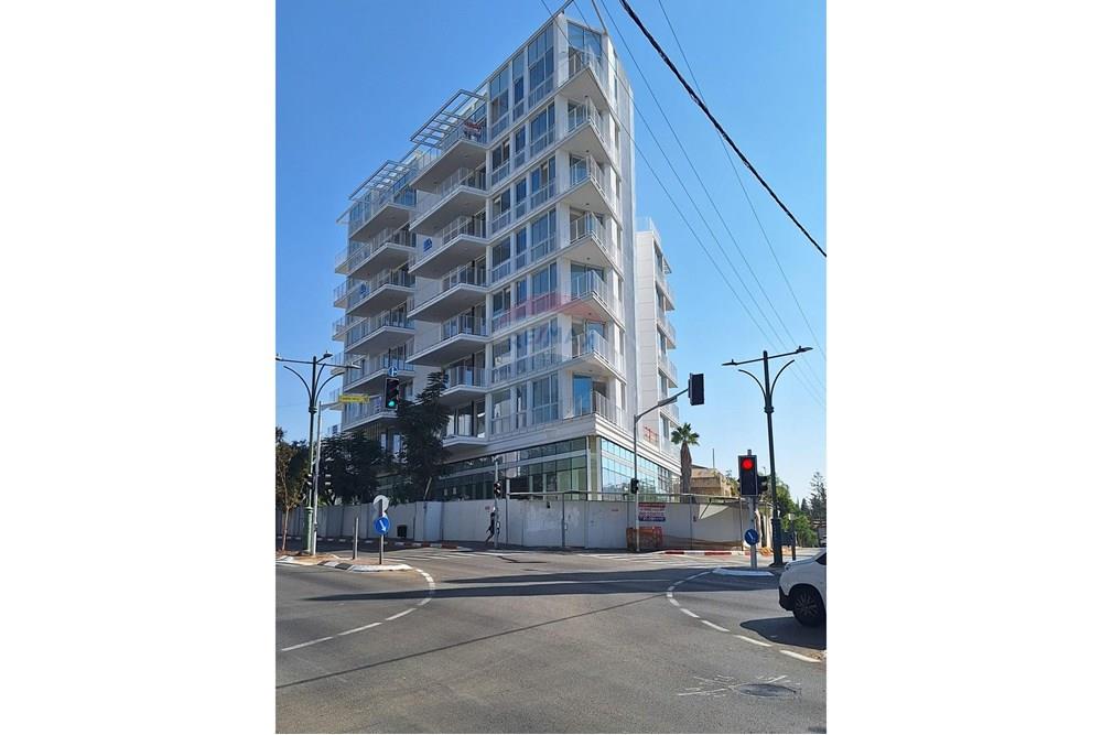 Apartment for Sale in Herzliya - Image 1