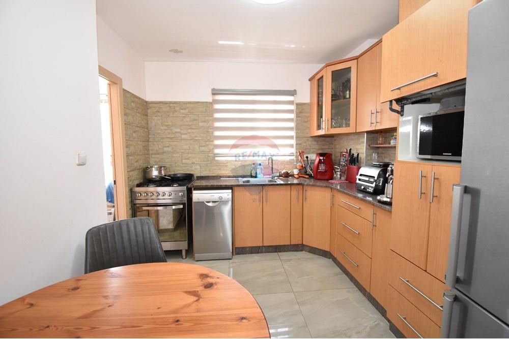 Apartment for Sale in קרית גת - Image 4