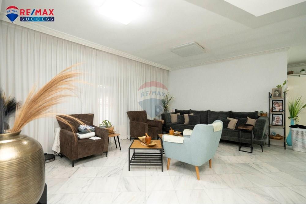 Apartment for Sale in Lod - Image 4