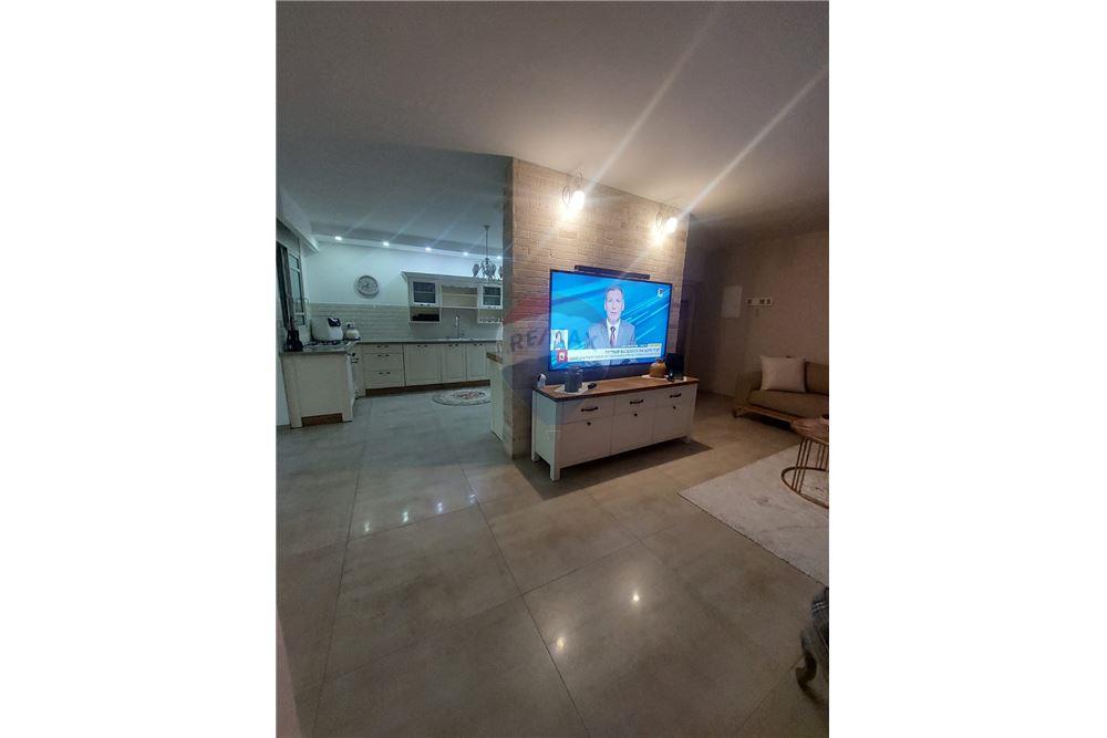 Apartment for Sale in Migdal HaEmek - Image 3