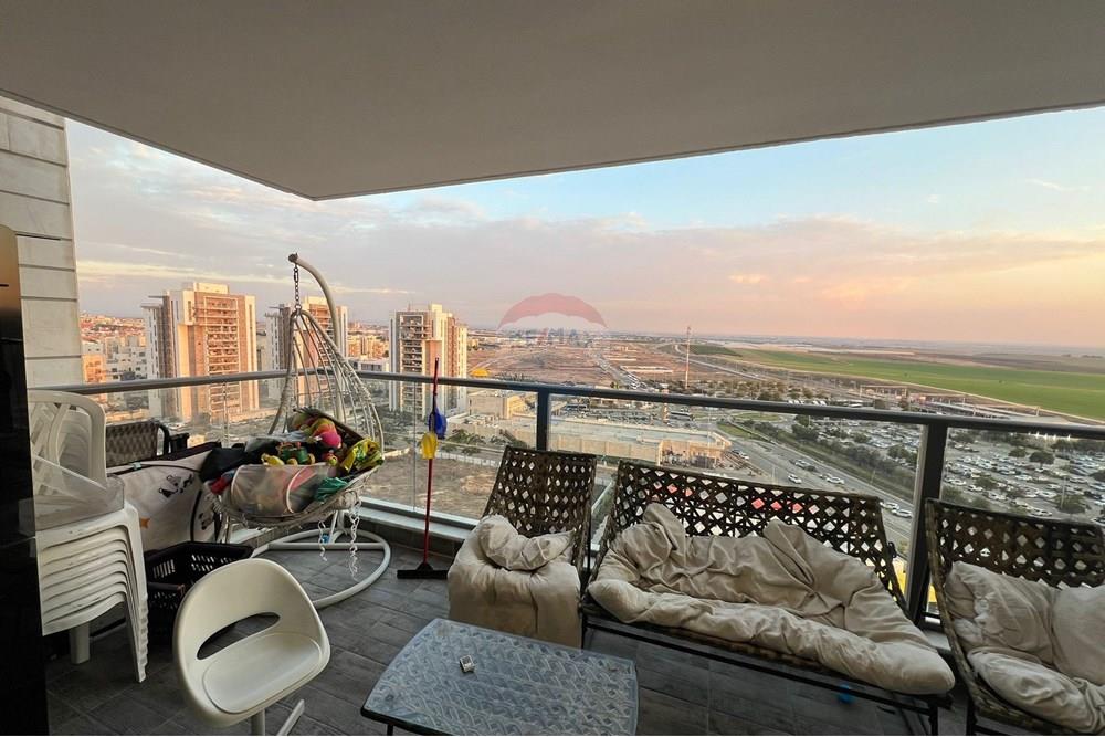 Apartment for Sale in נתיבות - Image 2