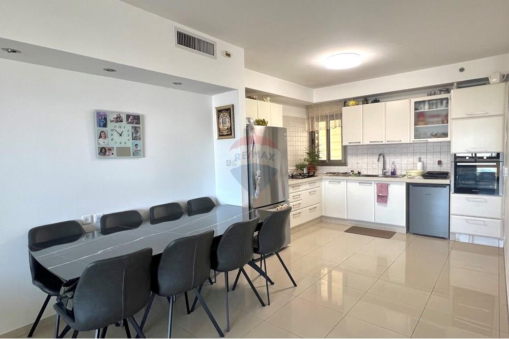 Apartment for Sale in Jerusalem - Image 1