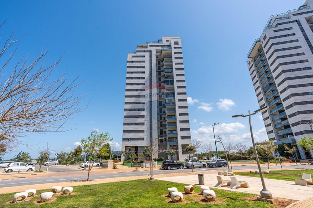 Apartment for Sale in אור עקיבא - Image 1