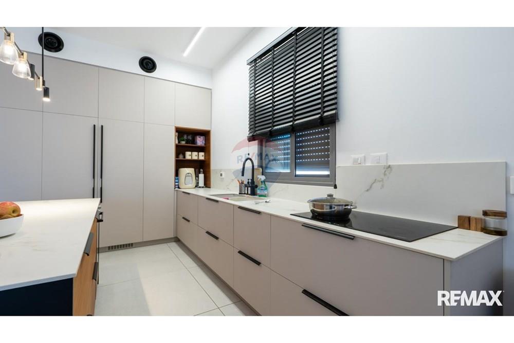 Apartment for Sale in Beer Sheva - Image 3