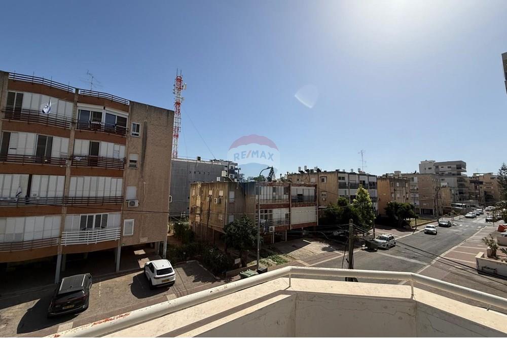 Apartment for Sale in Afula - Image 2