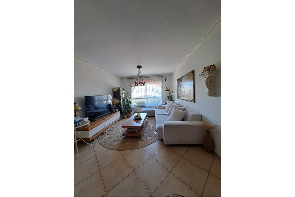 Apartment for Sale in Jerusalem - Image 2