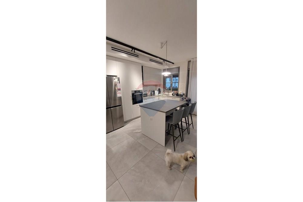 Apartment for Sale in Holon - Image 7