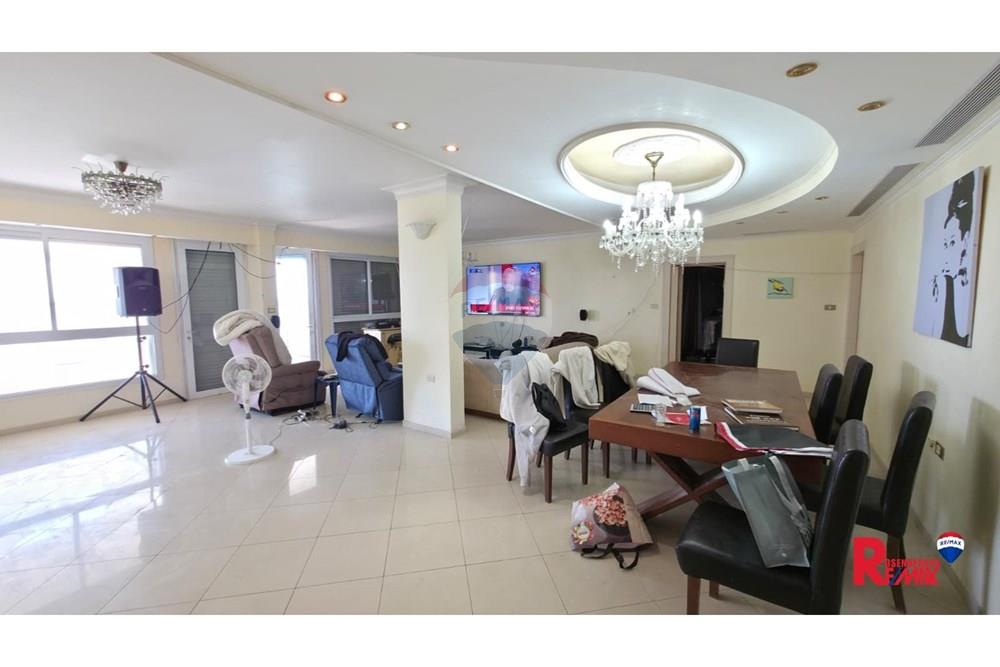 Apartment for Sale in Bat Yam - Image 2