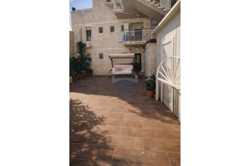 Apartment for Sale in Jerusalem - Image 5