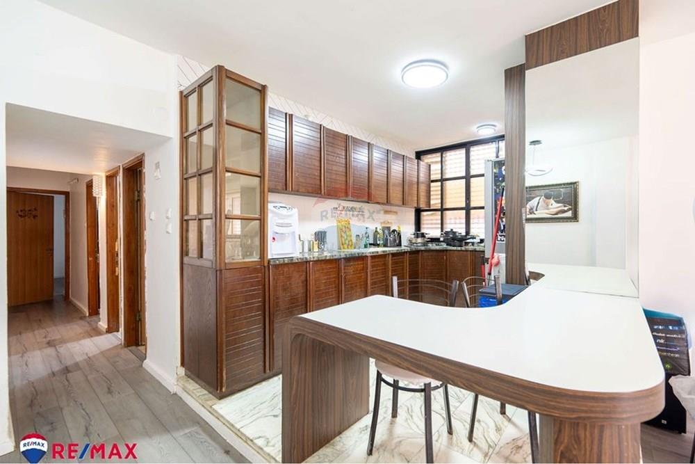 Apartment for Sale in Petah Tikva - Image 2