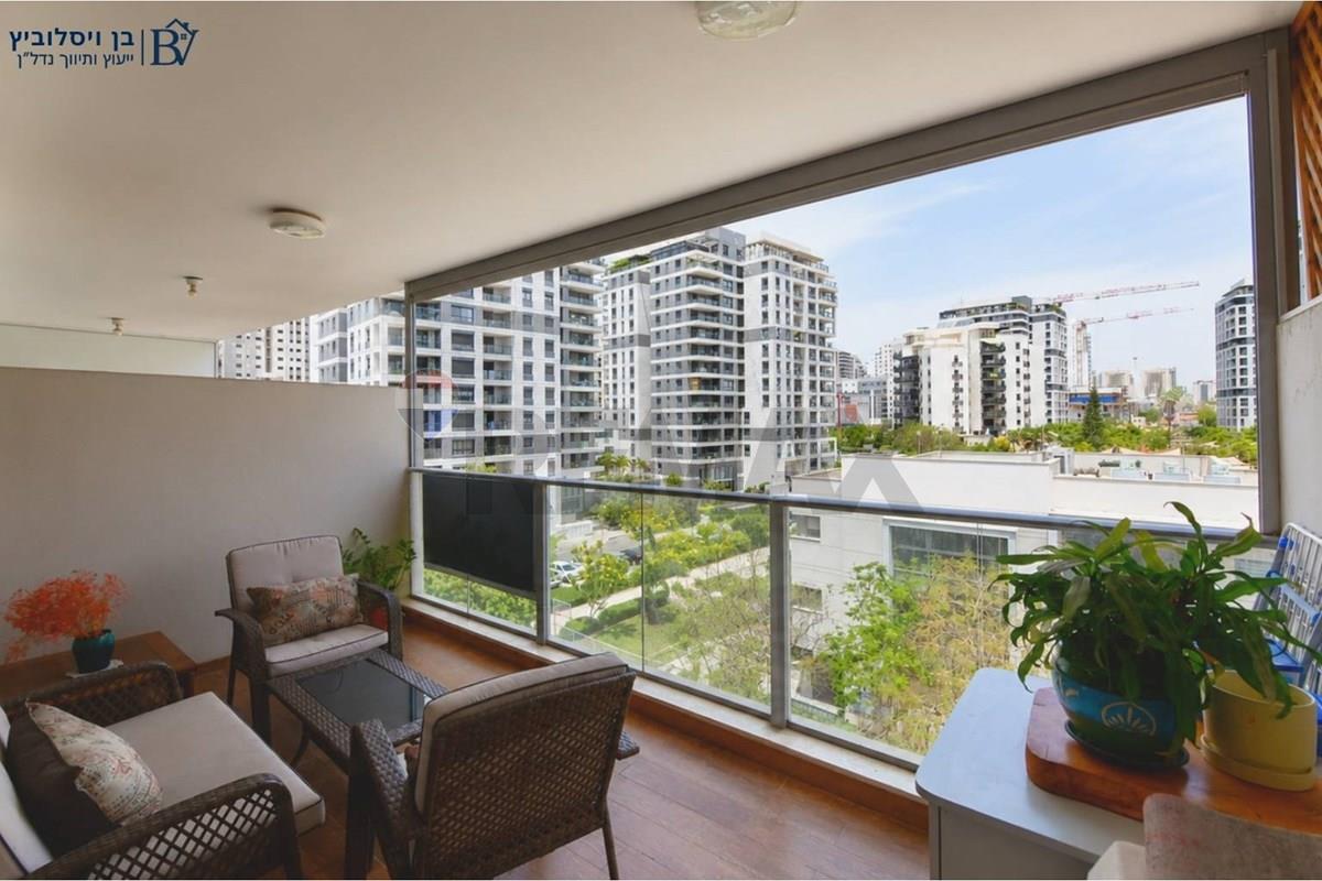 Apartment for Sale in קרית אונו - Image 5