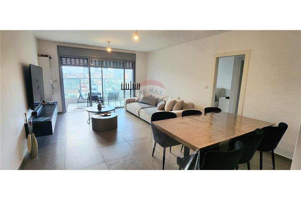 Apartment for Sale in Netanya - Image 1