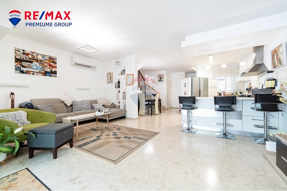 Apartment for Sale in שוהם - Image 6