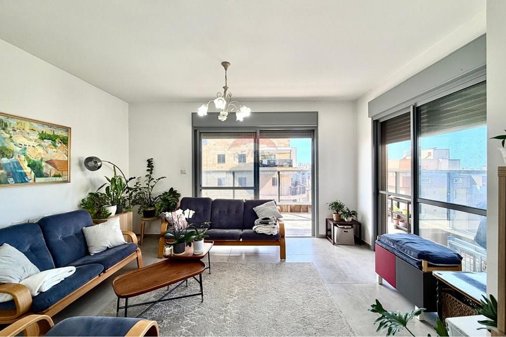 Apartment for Sale in Netanya - Image 4