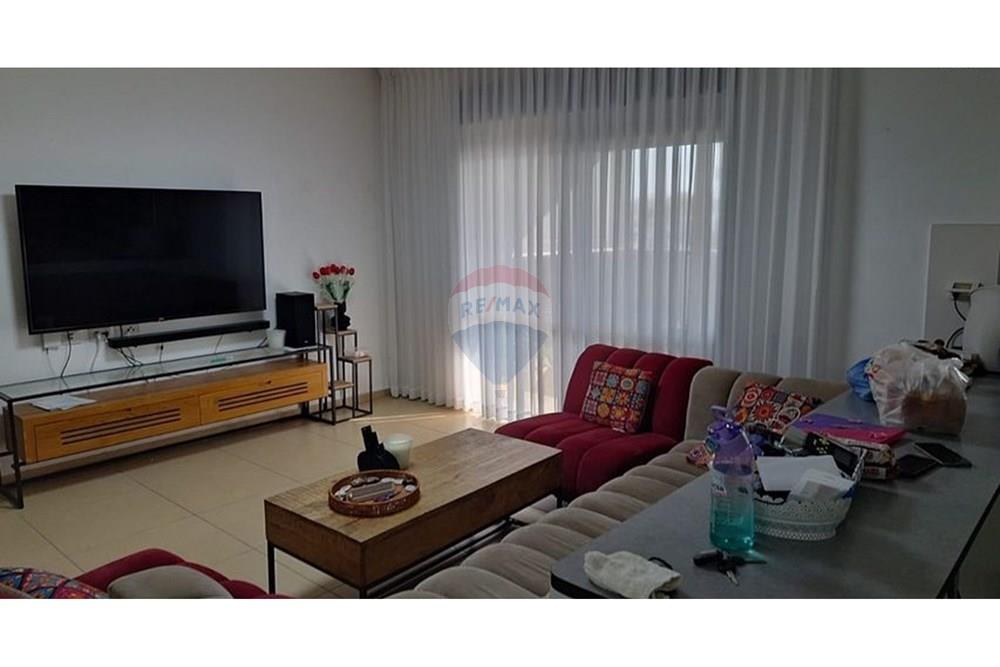 Apartment for Sale in Sderot - Image 4