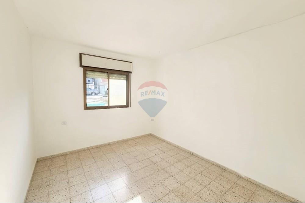 Apartment for Sale in מעלות - Image 4