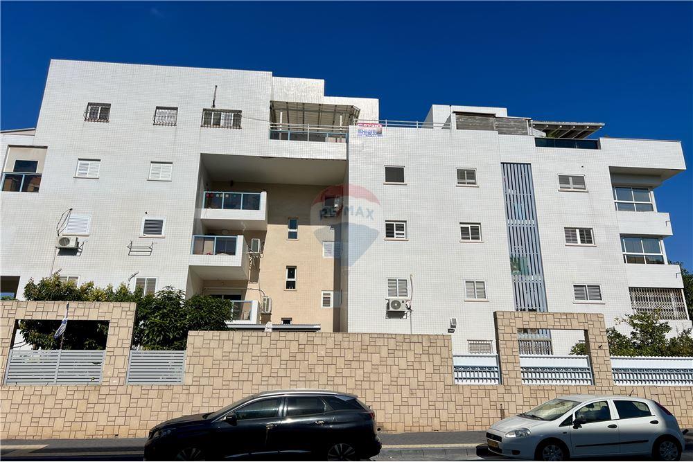 Apartment for Sale in Ashkelon - Image 4