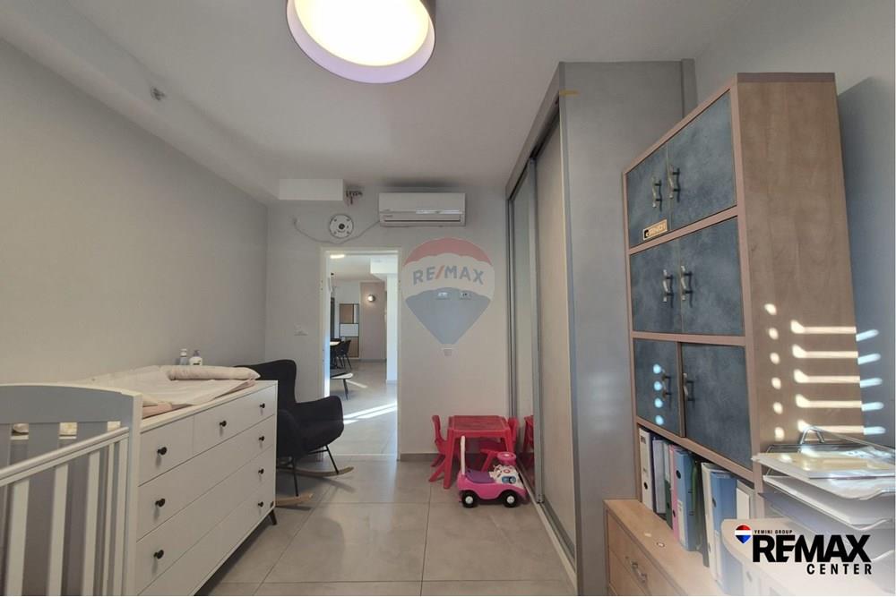 Apartment for Sale in Holon - Image 5