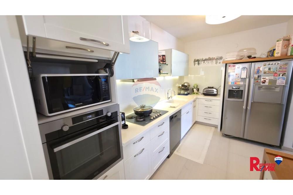 Apartment for Sale in Rishon LeZion - Image 6