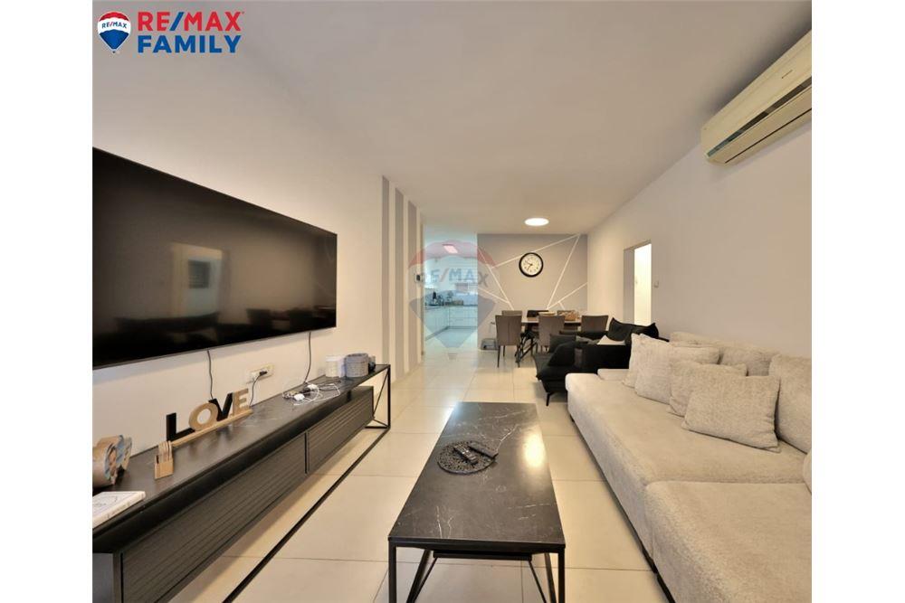Apartment for Sale in קרית חיים - Image 1