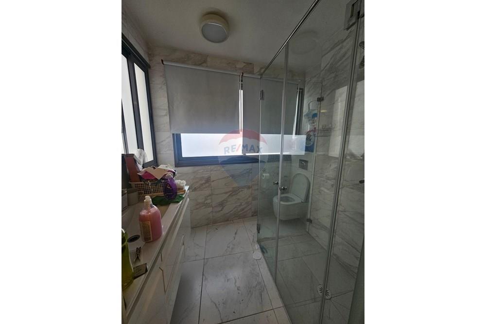 Apartment for Sale in Tel Aviv - Image 6