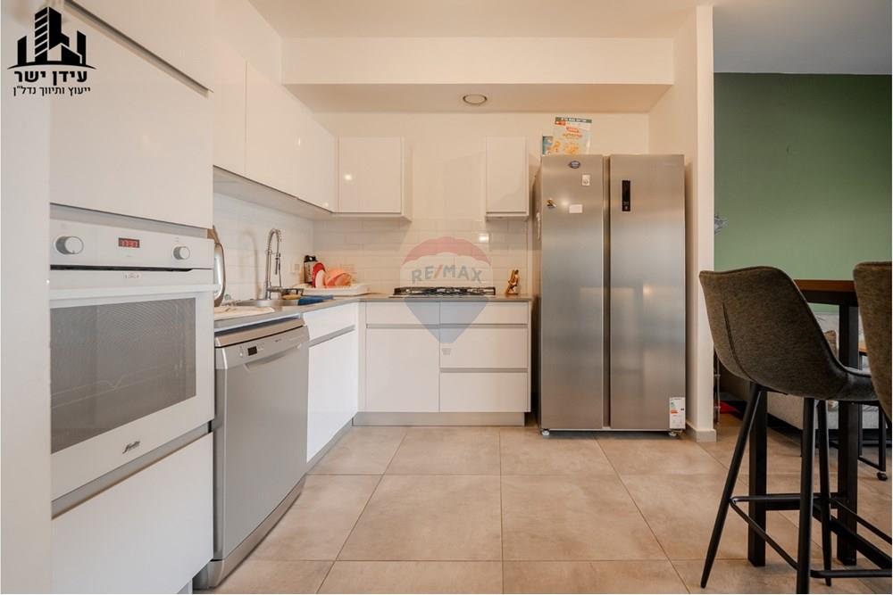 Apartment for Sale in Tel Aviv - Image 5