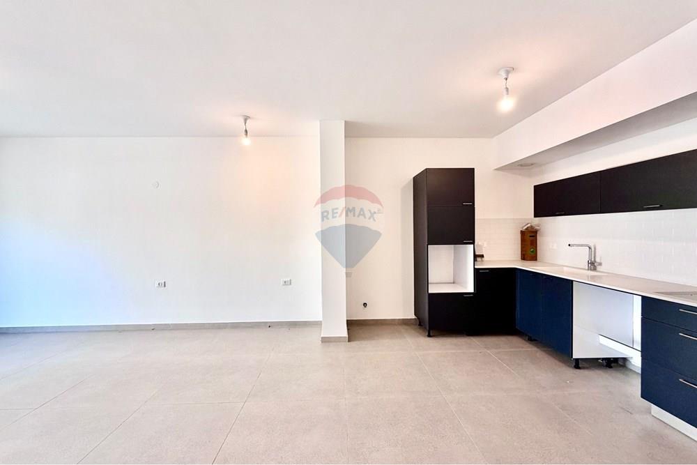 Apartment for Sale in Netanya - Image 3