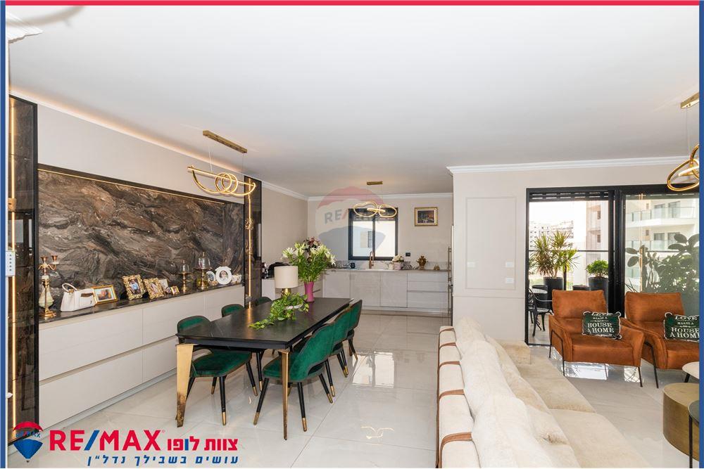 Apartment for Sale in Afula - Image 4