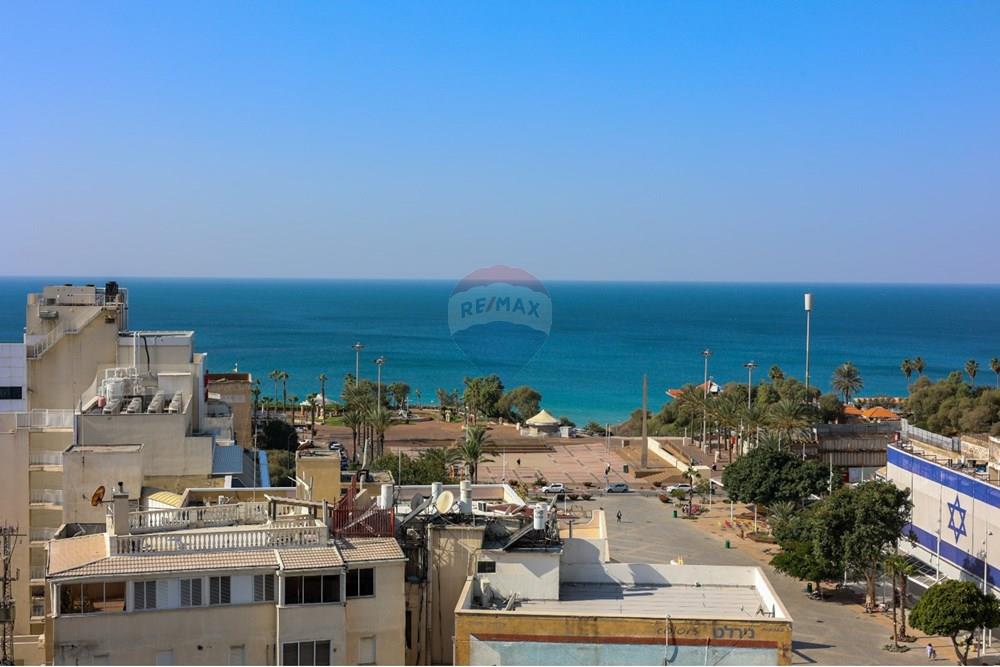 Apartment for Sale in Netanya - Image 1