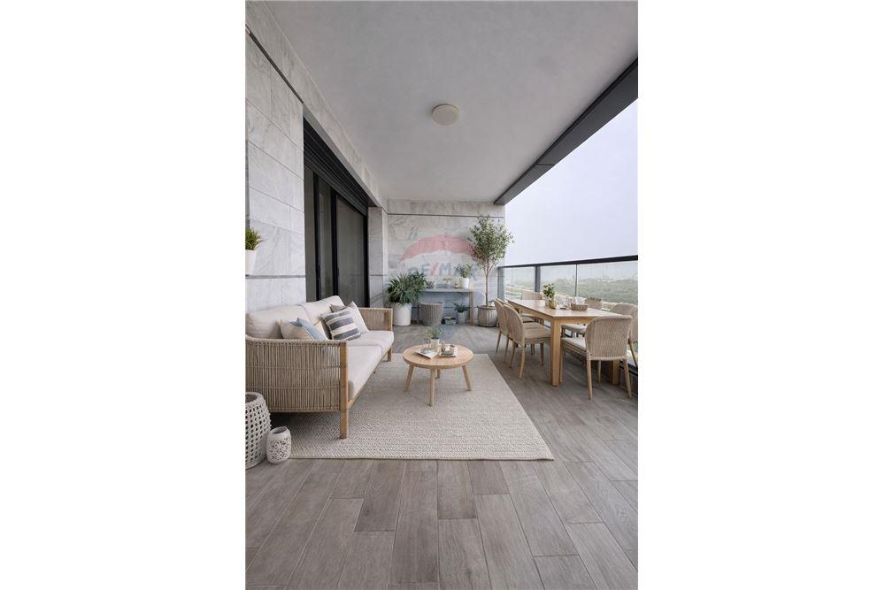 Apartment for Sale in אור עקיבא - Image 4