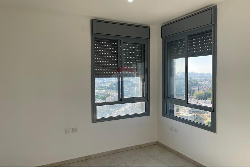 Apartment for Sale in Ramla - Image 4