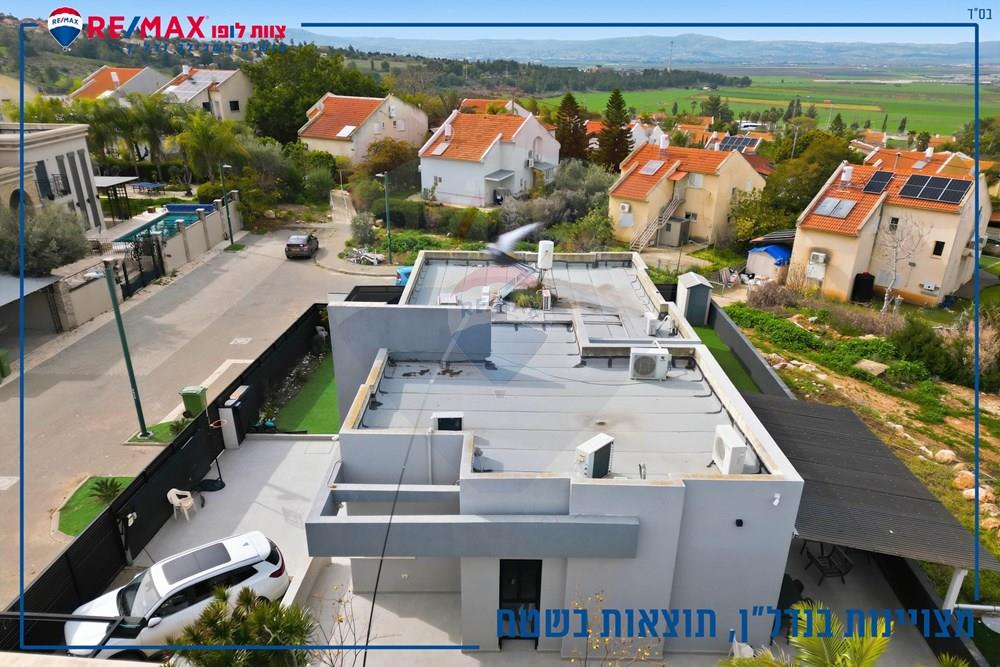 Apartment for Sale in גן נר - Image 1